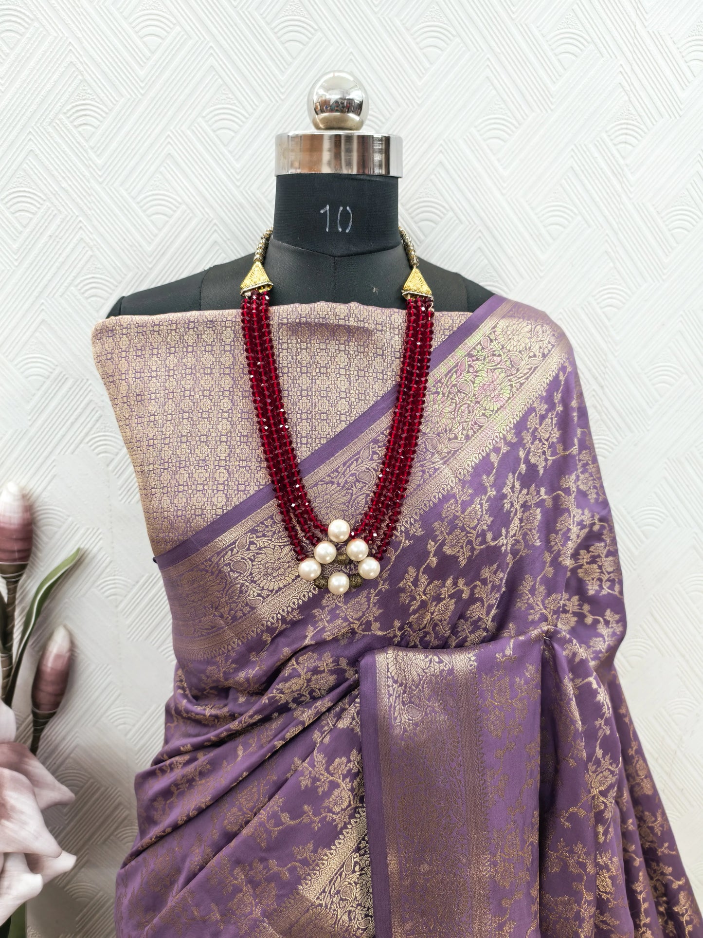 Royal Lavender Purple Banarasi Silk Saree with Floral Jaal Weaving & Heritage Zari Pallu