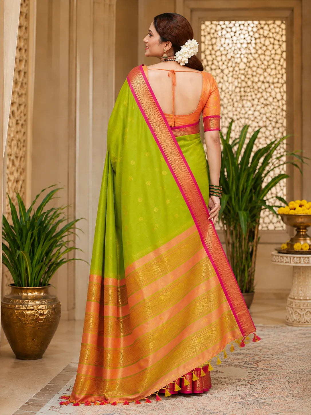 Olive Green Cotton Silk Saree with Pink Zari Border & Contrast Peach Pallu