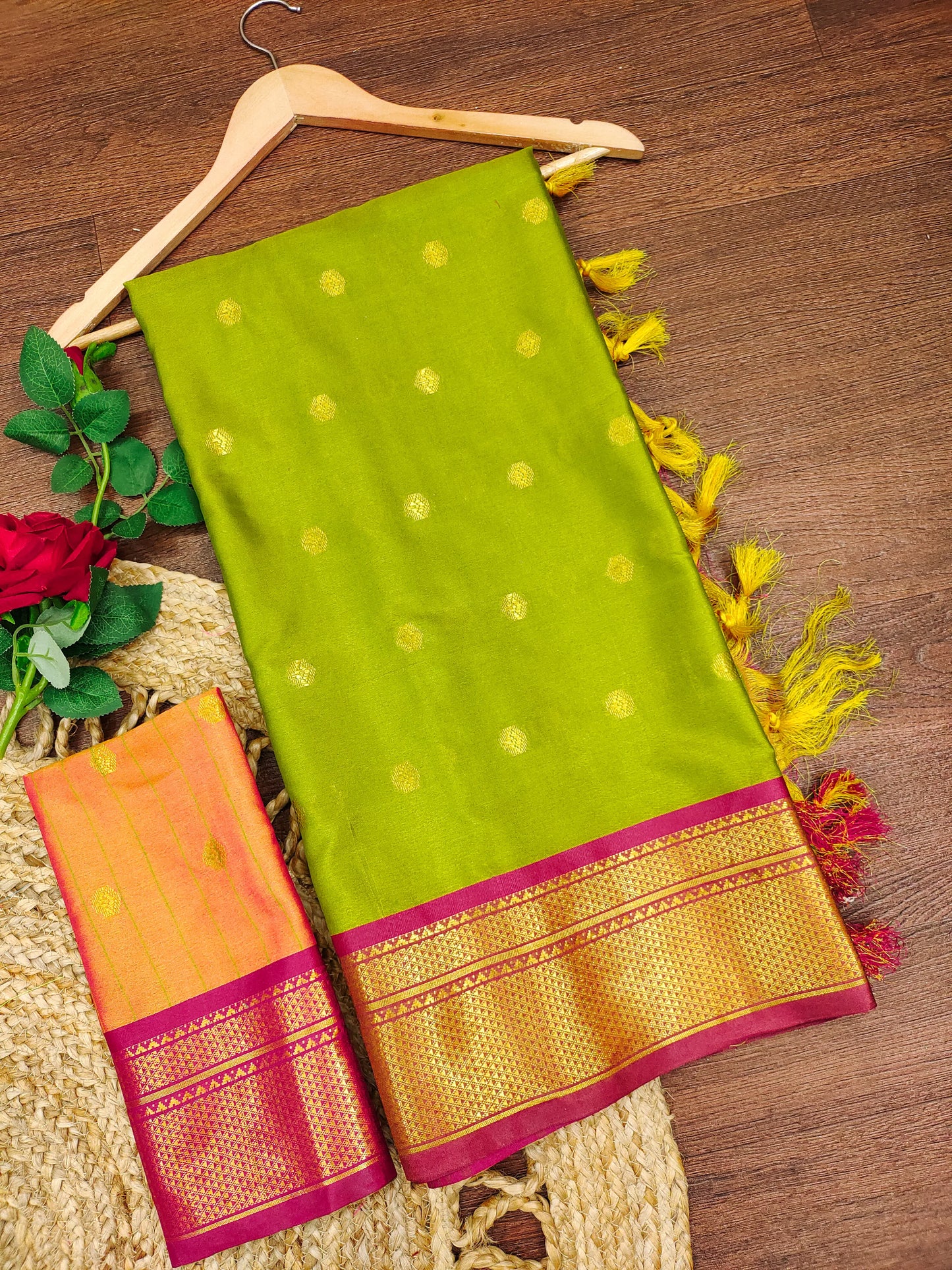 Olive Green Cotton Silk Saree with Pink Zari Border & Contrast Peach Pallu