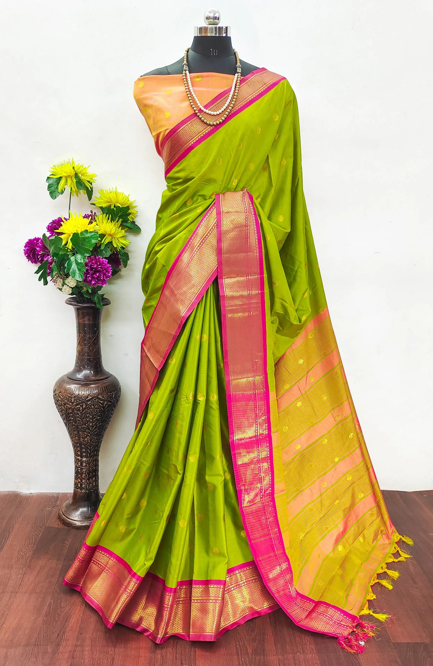 Olive Green Cotton Silk Saree with Pink Zari Border & Contrast Peach Pallu