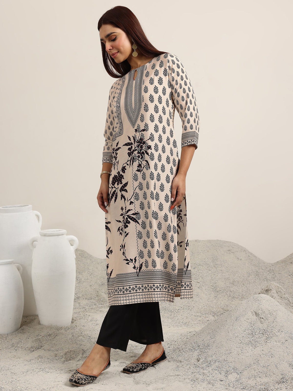 Off White Floral Silk Blend Kurta Set with Dupatta