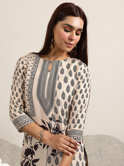 Off White Floral Silk Blend Kurta Set with Dupatta