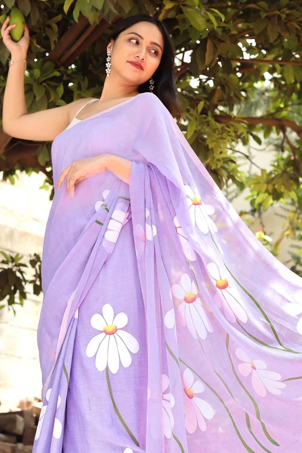 Lavender Purple Floral Printed Cotton Linen Saree with White Daisy Print & Tassel Pallu