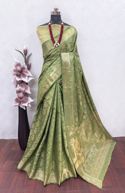 Elegant Mehendi Green Banarasi Silk Saree with Floral Jaal Weaving & Rich Zari Pallu