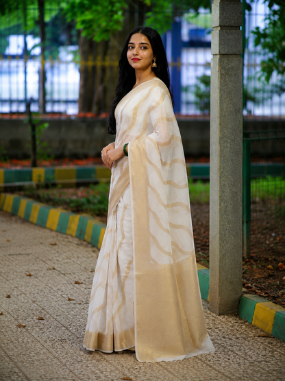 Elegant Off White Gold Zari Woven Saree with Rich Border | Premium Festive & Wedding Wear
